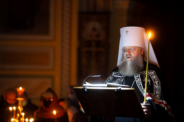 Фото: Глава Донской митрополии проведет литургию по погибшим в «Крокус Сити Холл», фото ТГ-канал "Петровский"
