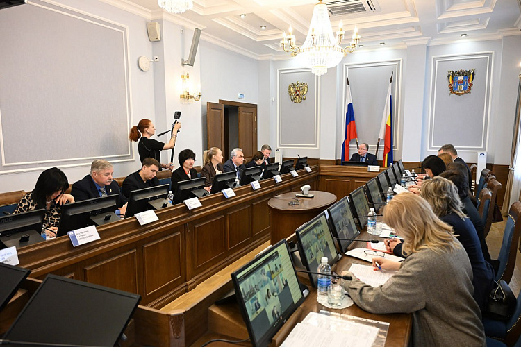 Фото: Законодательное Собрание Ростовской области